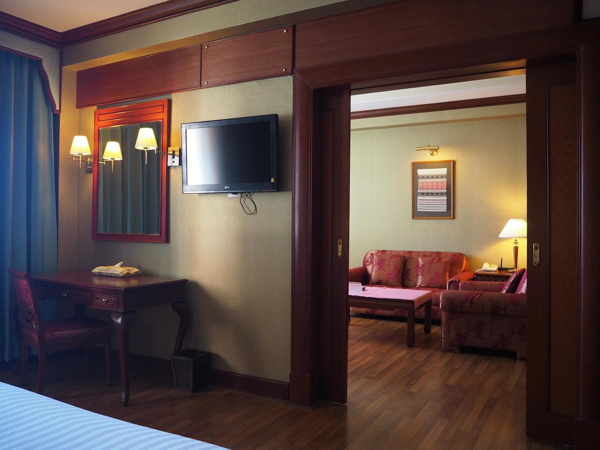 Charoen Thani Hotel, Khon Kaen Ngoại thất bức ảnh